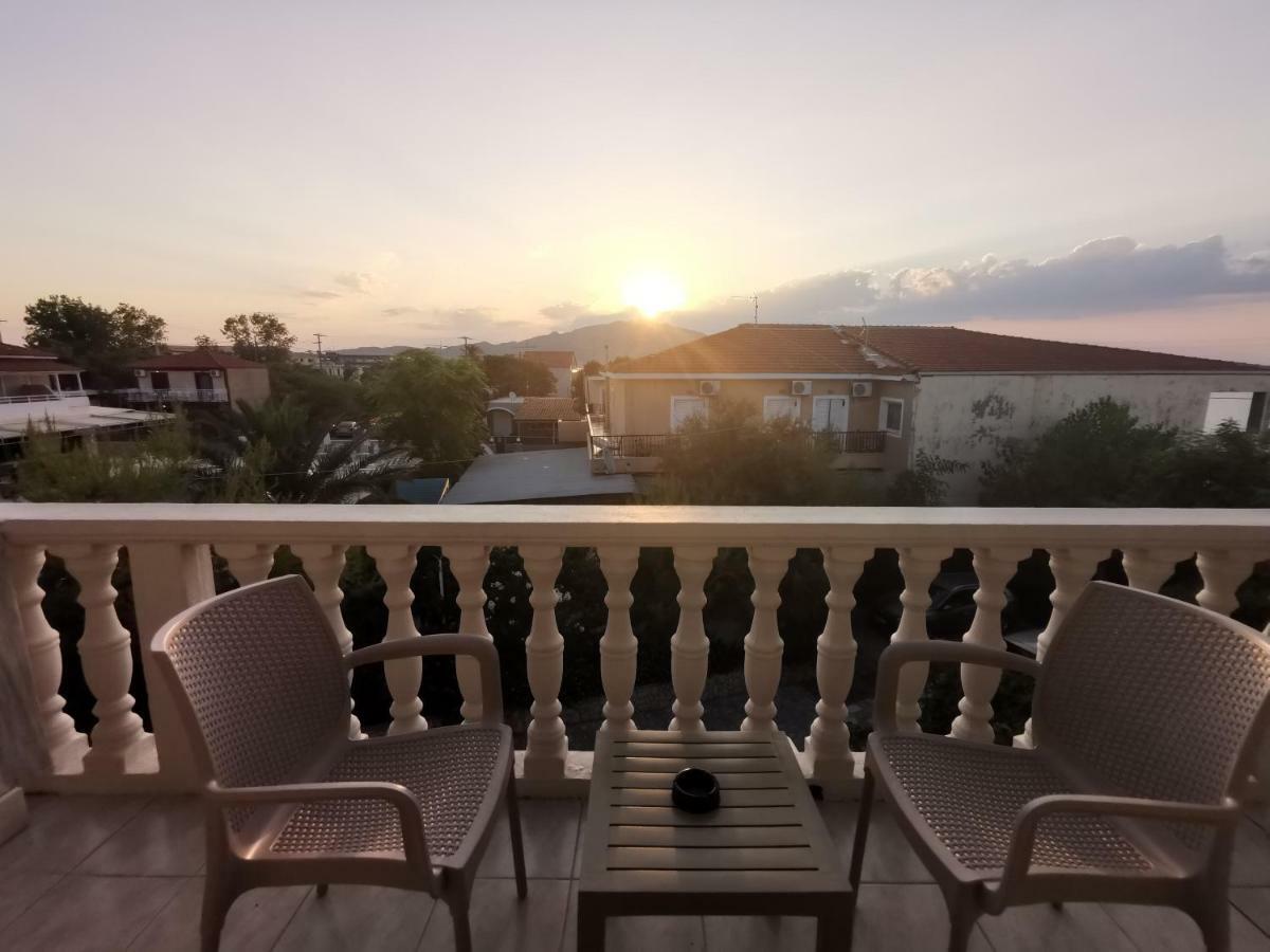 לינה וארוחת בוקר לגאנאס Casa Del Mar מראה חיצוני תמונה